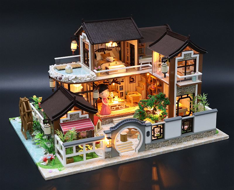 DIY wood dollhouse, toy cottage house for kids, doll house DIY kit