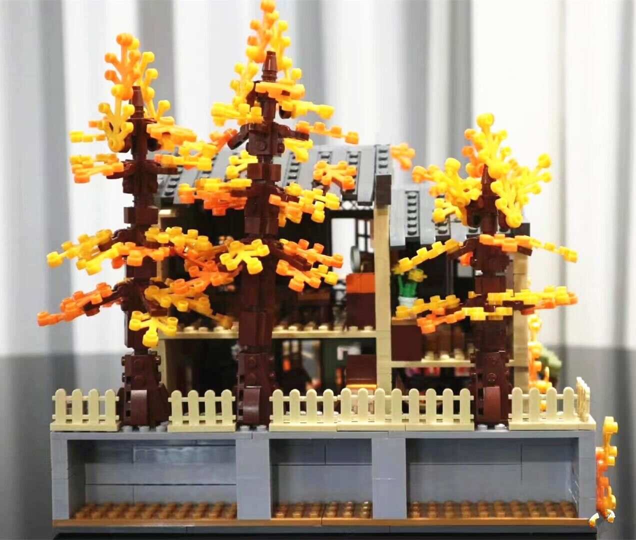 LOZ Architecture Series Autumn Sun (1071) Mini Building Blocks Gifts