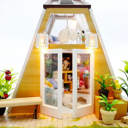 DIY M902 'The Aurora Hut' Wooden Miniature Dollhouse w/ LEDs, Dust Proof Cover and Glues